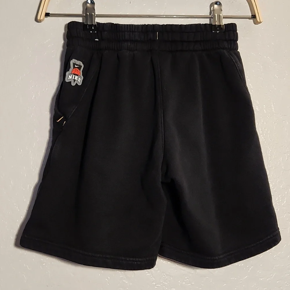 NIKE Skelton Basketball Graphic Drawstring Shorts Small Black